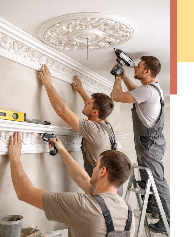 Монтаж лепнины на потолок в Сатке от 3310 руб. быстро и недорого | ОТДЕЛОЧНИК-Стк